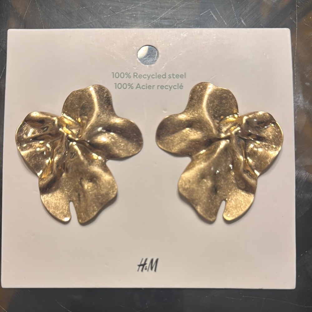 H&M Shiny Gold Petal Earrings